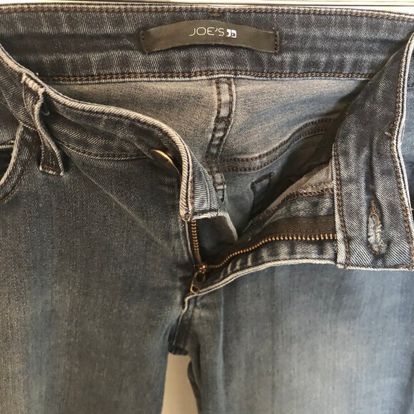 Joe's Jeans Curvy Bootcut Size 29, Dark Wash - Picture 6 of 11